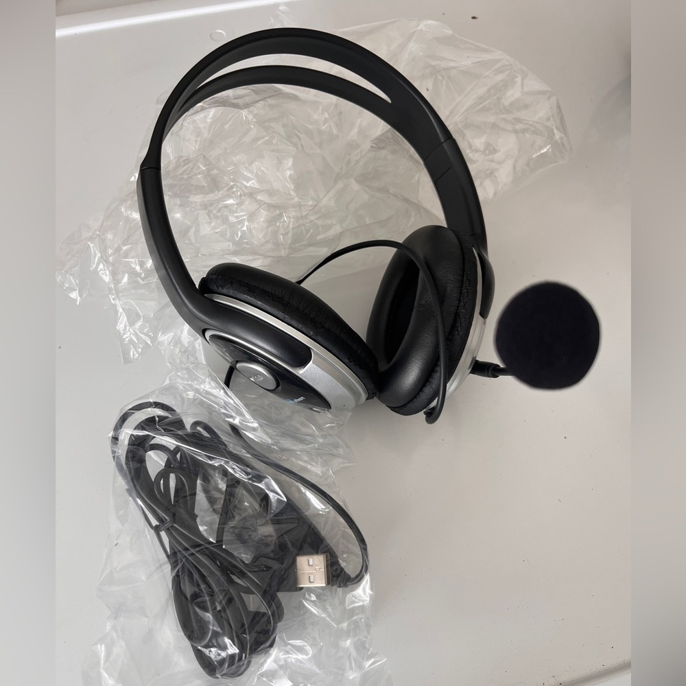 New IBM Headphones Headset with MIC